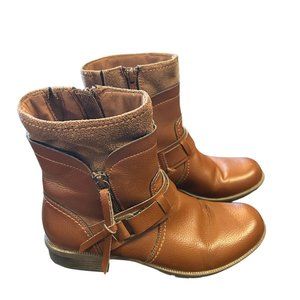 Clarks Riddle Avant Women's Brown Leather Side Zip Boots Size 6